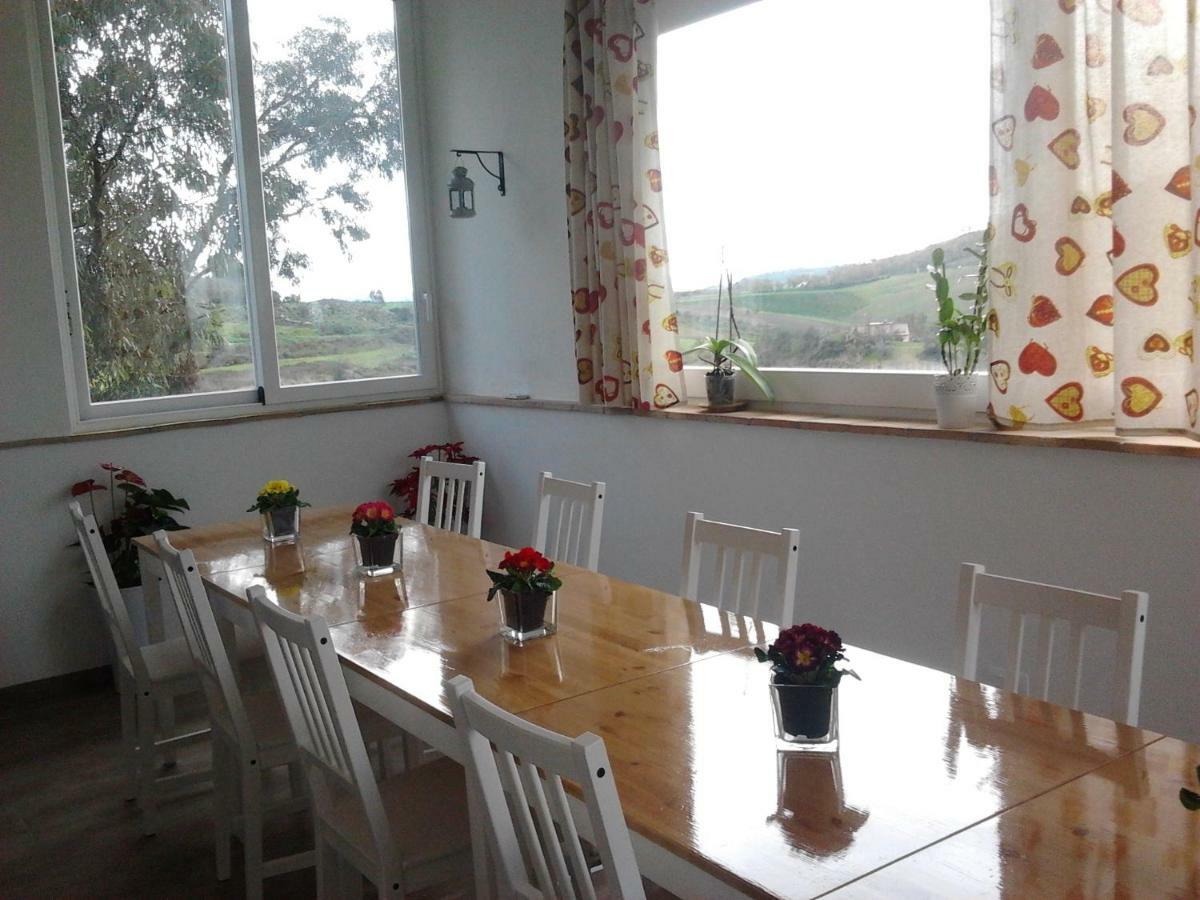 B&B Maison Blanche 칼타기론 외부 사진