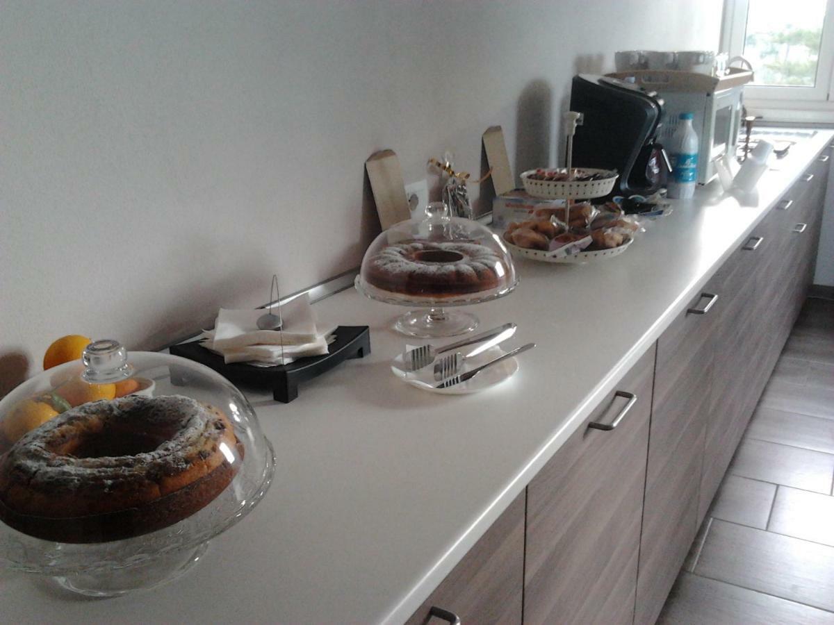 B&B Maison Blanche 칼타기론 외부 사진